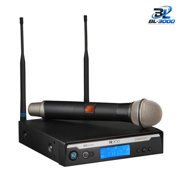 Microphone baladeur sans fil avec récépteur